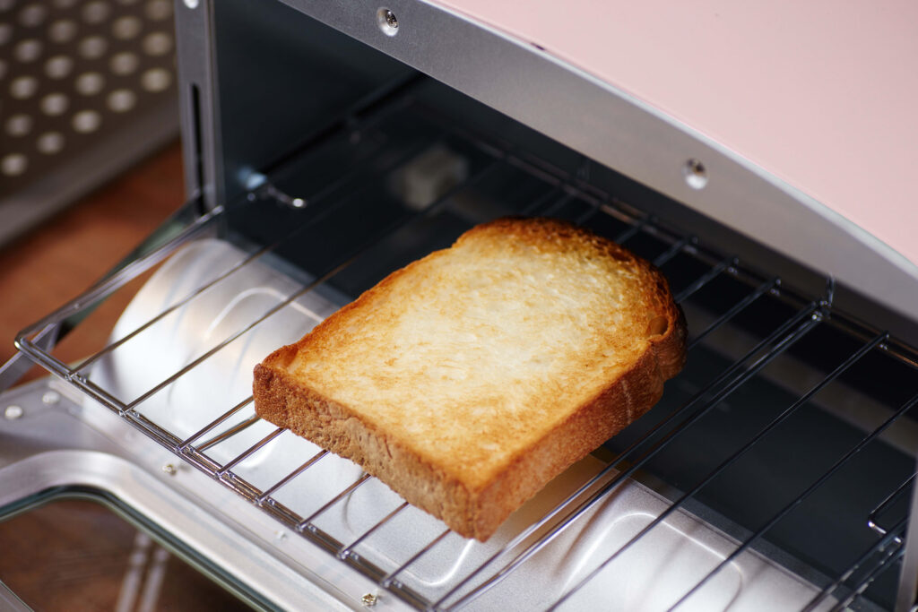 アラジントースターから春のシーズナルカラーが登場！「SAKURA(ピンク  